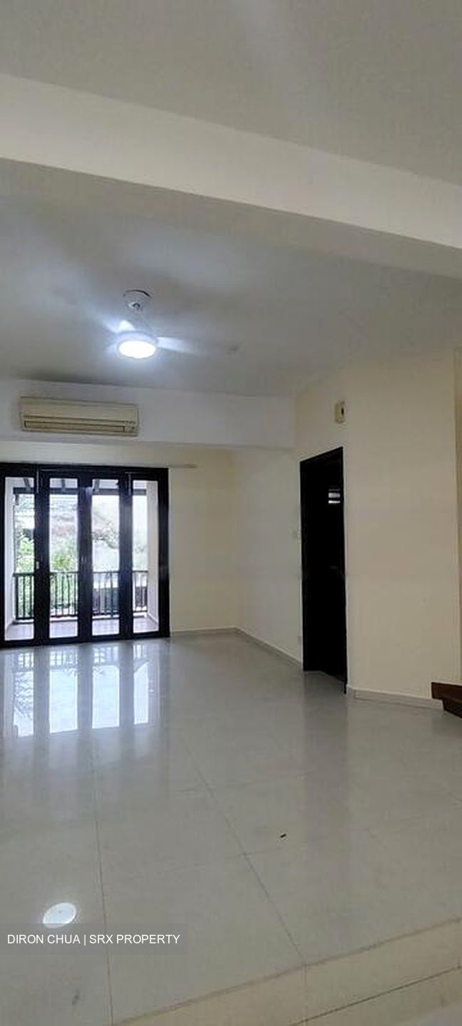 Yuk Tong Avenue (D21), Terrace #476750791